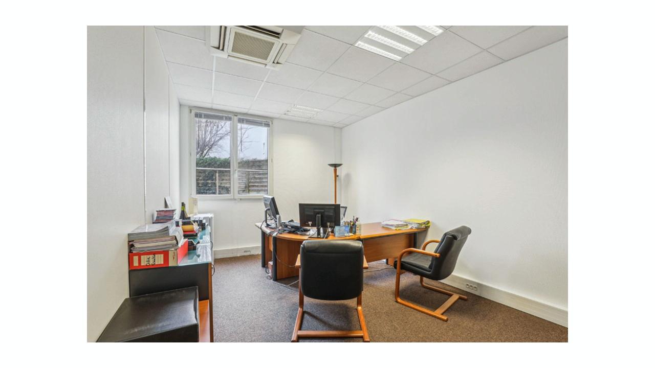 Bureau Montrouge 228m² Location bureau Montrouge Hauts-de-Seine OLBUR2528937 0